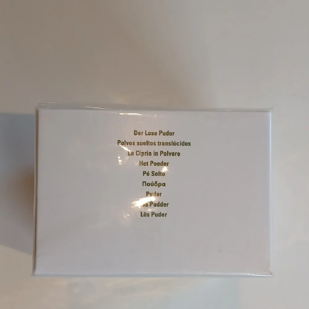 New La MerTranslucent Setting Powder Sealed NIB Original Packaging
